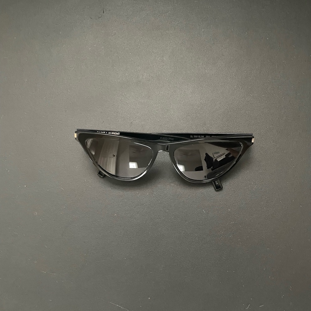 Saint Laurent Sunglasses SL550